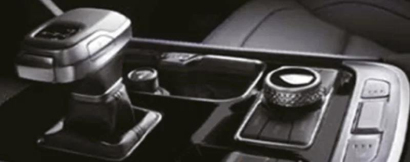 BAIC BJ40 Plus · interior · vista 4