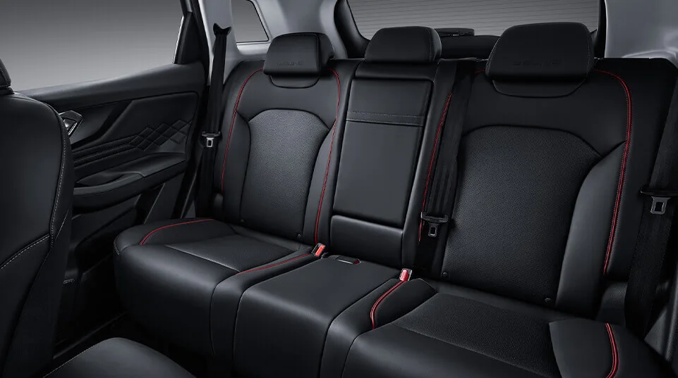 BAIC X55 Plus · interior · vista 6
